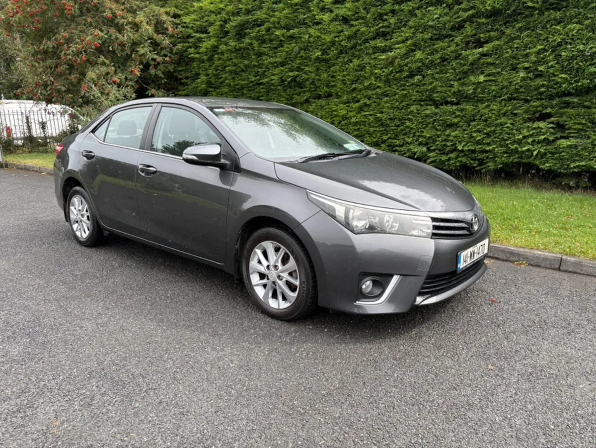Toyota Corolla 1.33 LUNA 4DR - Image 1