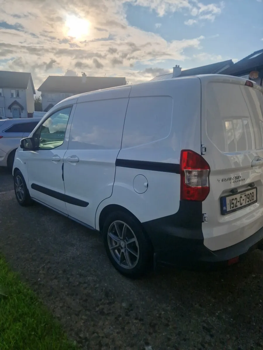 Ford Courier 2015 - Image 2