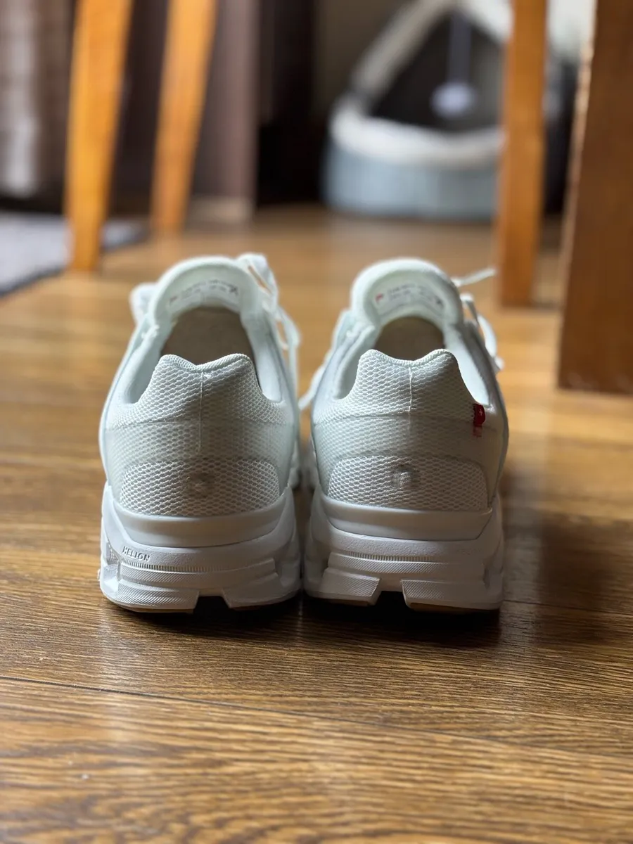 White OnClouds - Image 4