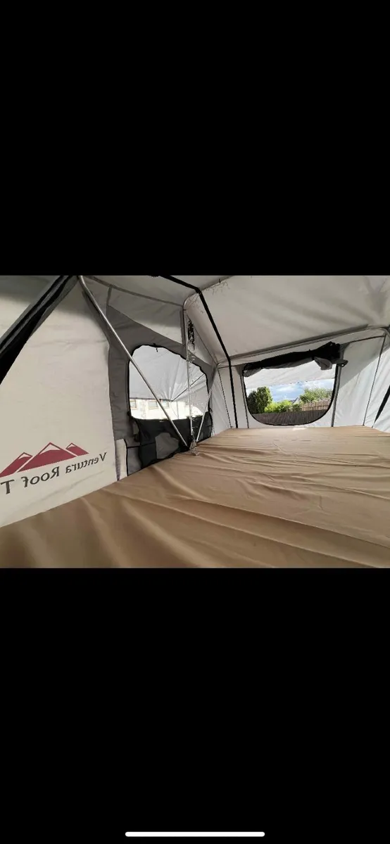 Roof tent - Image 1