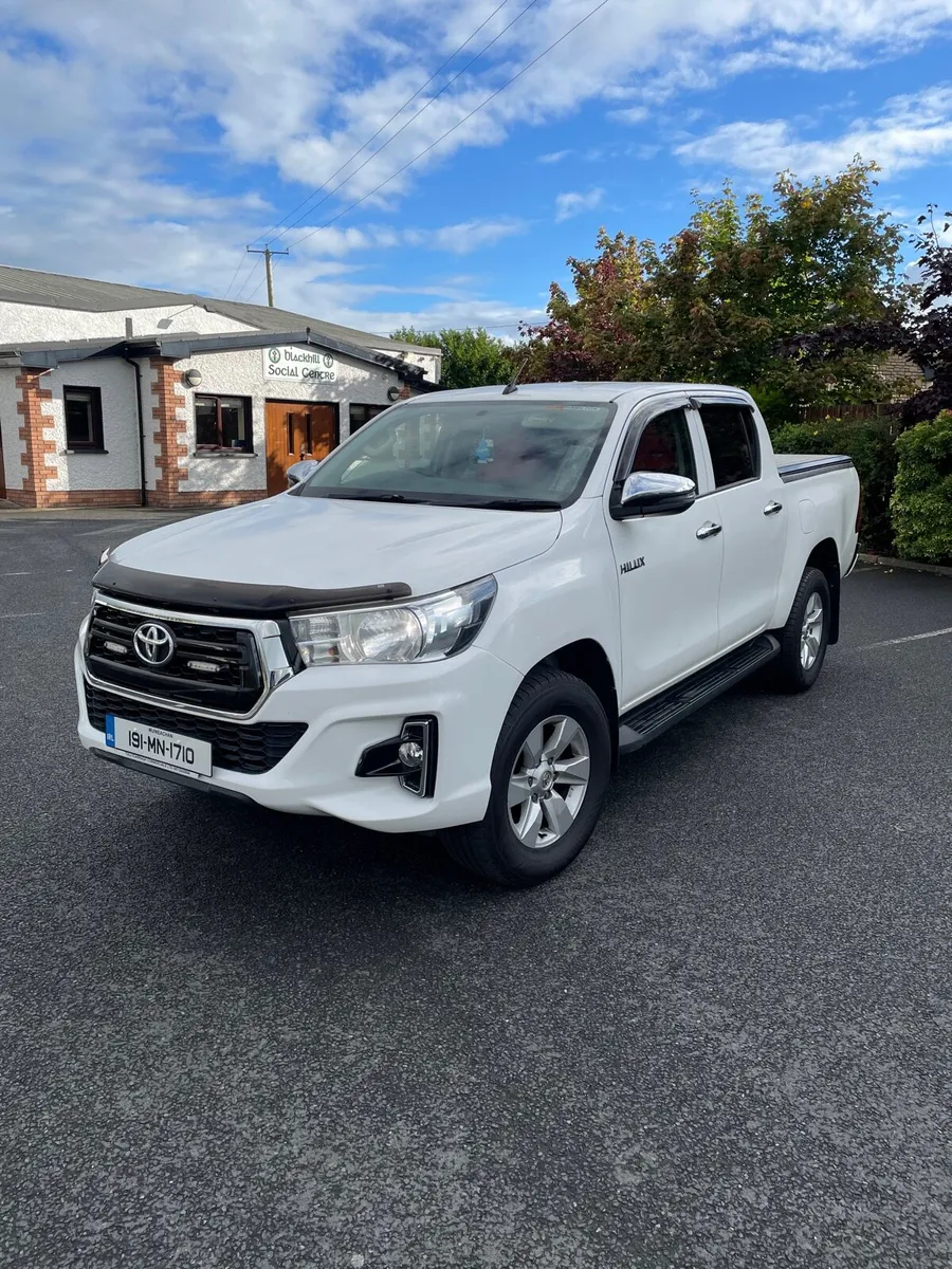 2019 Toyota Hilux 2.4D4D - Image 2