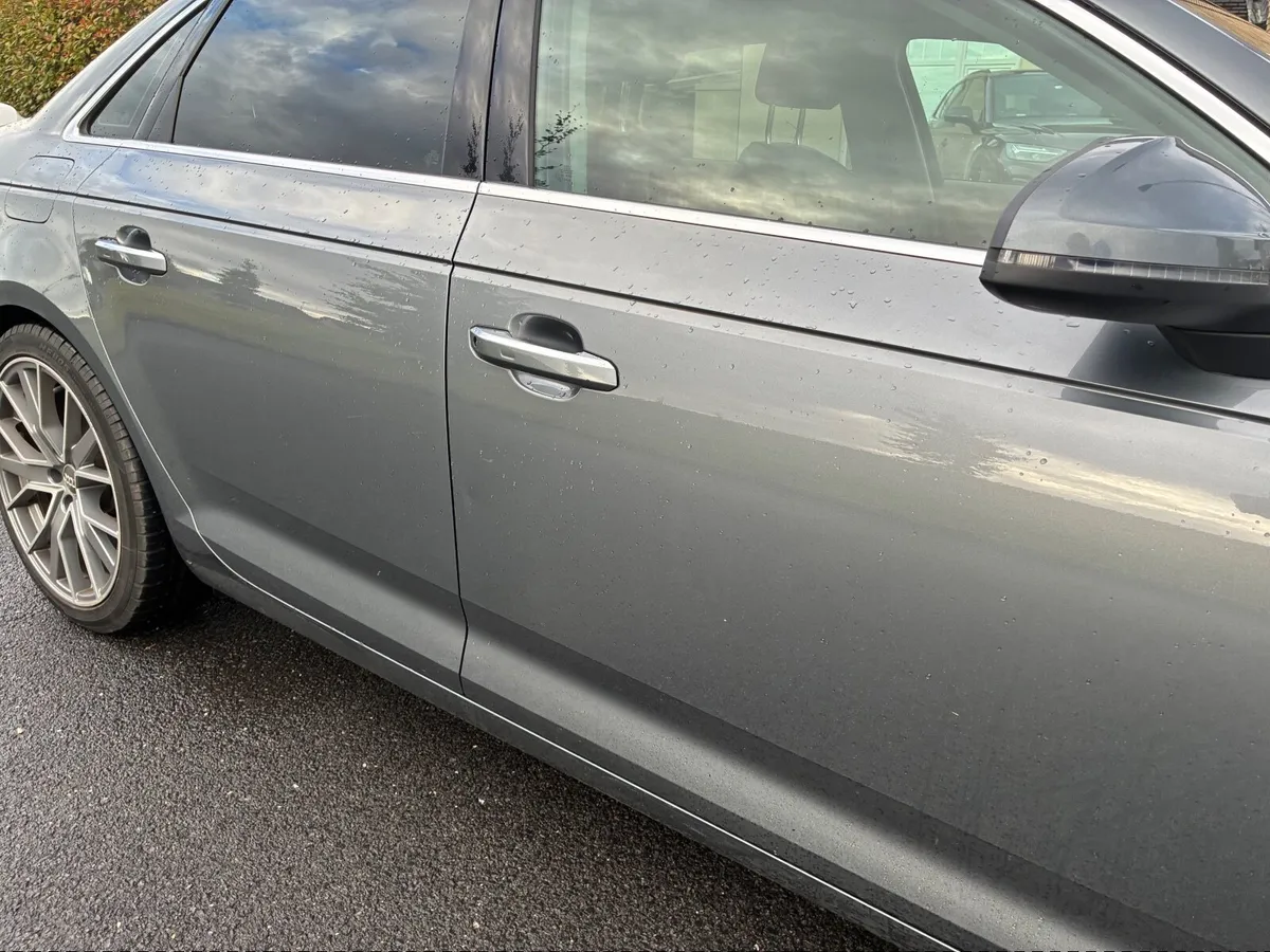 Audi A4 2017 - Image 2