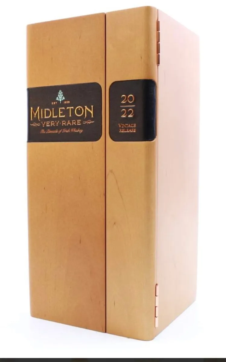 Midleton Very Rare Whiskey 2022 - Image 1