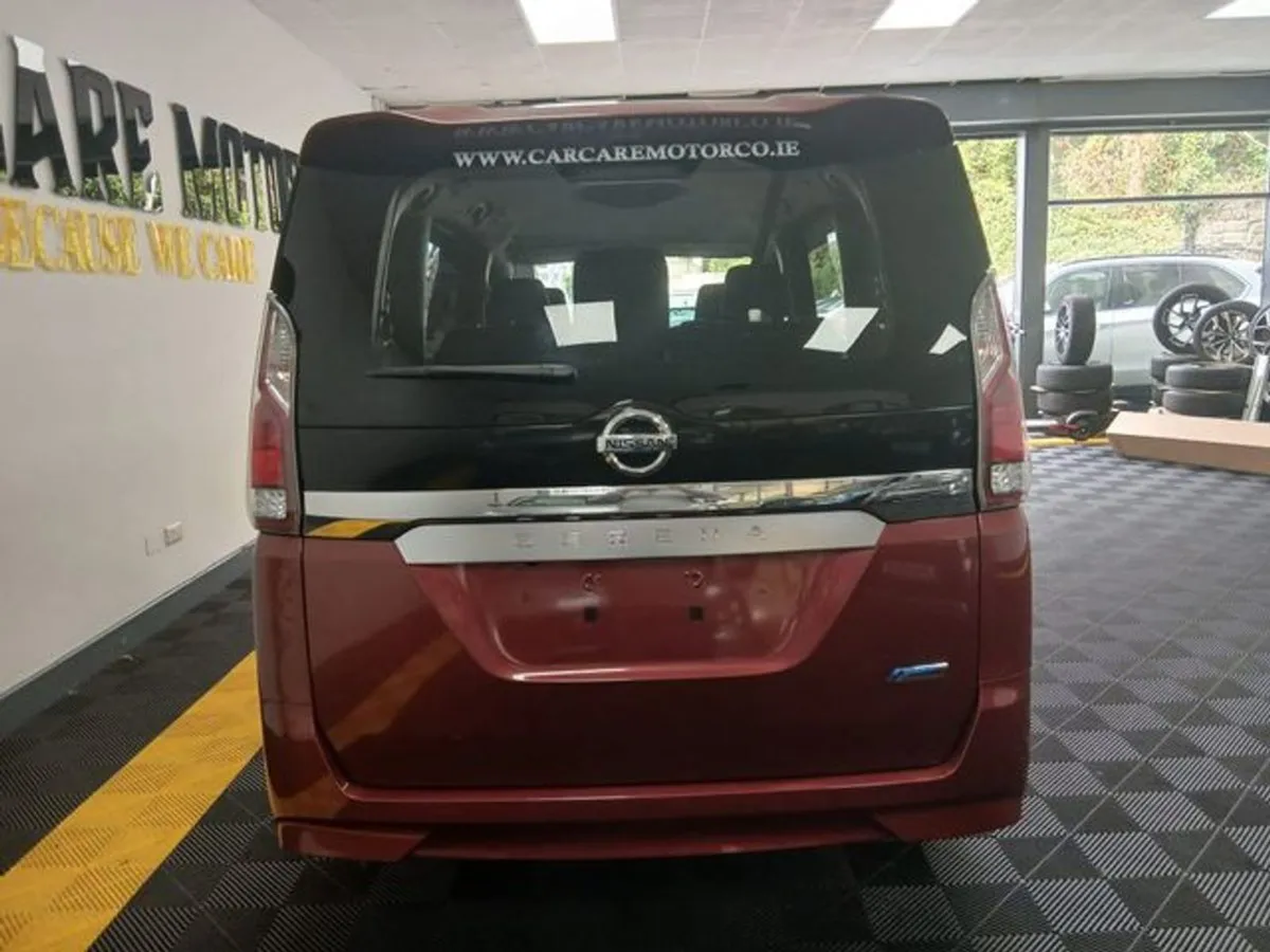 Nissan Serena 2.0 Petrol Hybrid 7 Seater Automati - Image 4