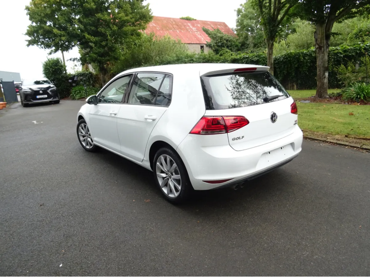 Volkswagen Golf 1.4 AUTO HIGHLINE MODEL - Image 4