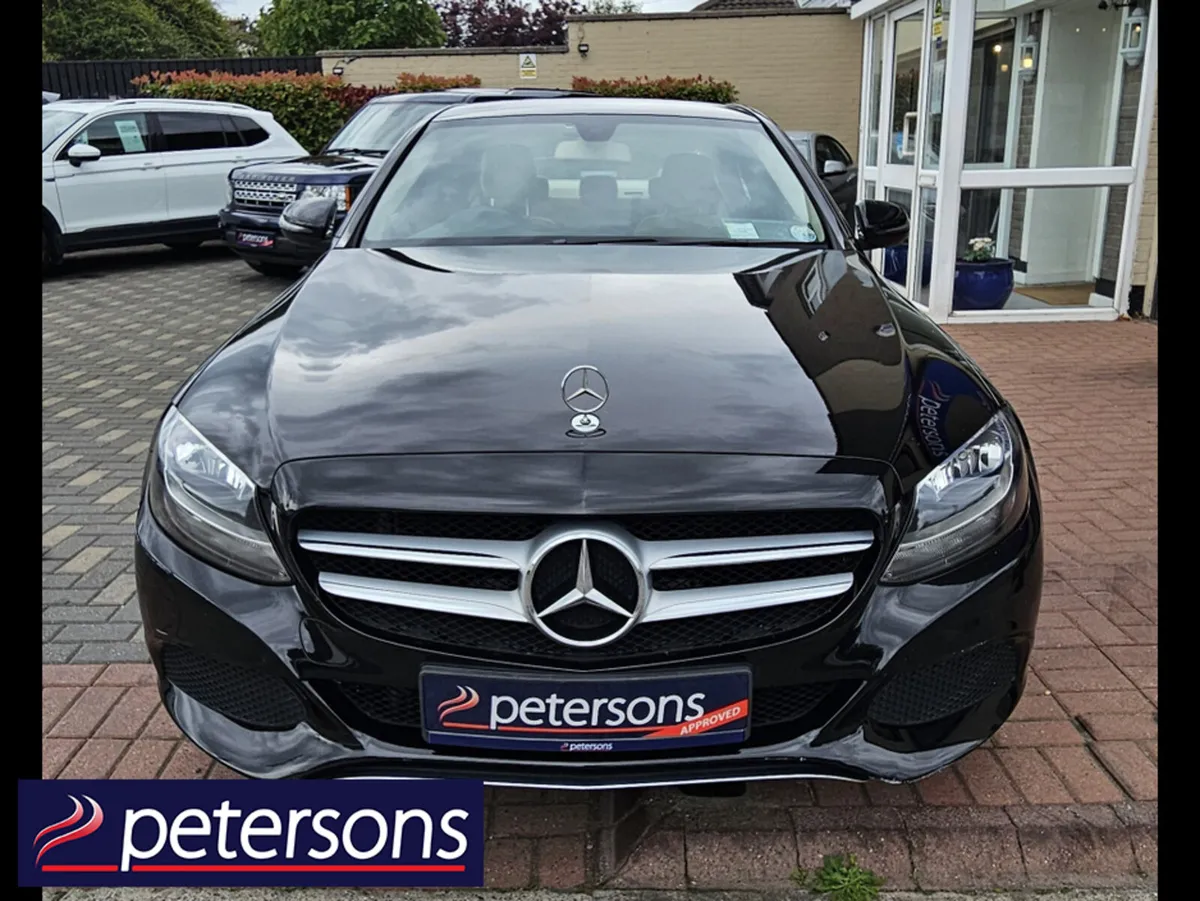 Mercedes-Benz C-Class C180 AVANTGARDE 4DR AUTOMATI - Image 3