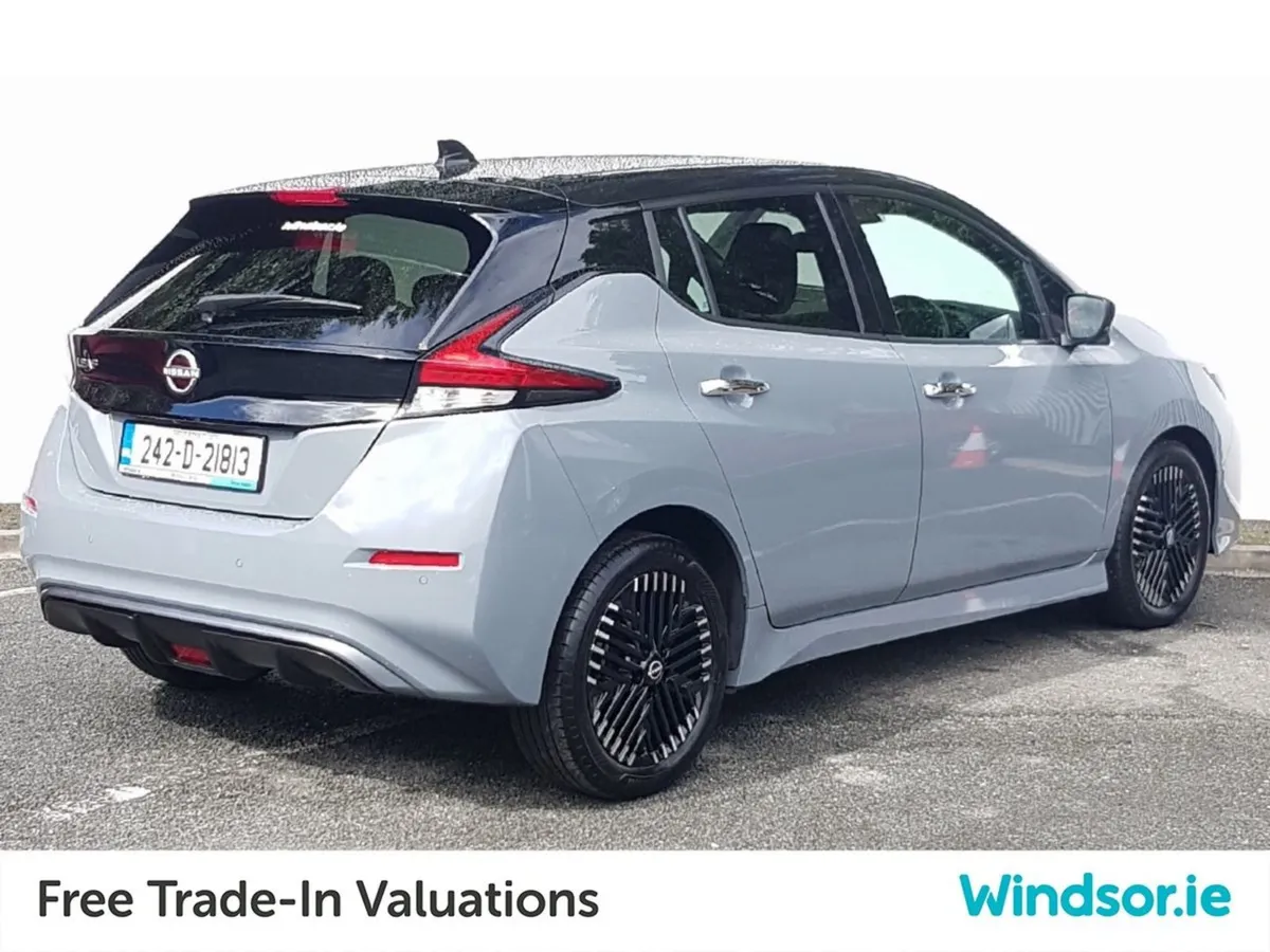 Nissan Leaf Leaf SV Premium 40 kWh 2T - Image 3