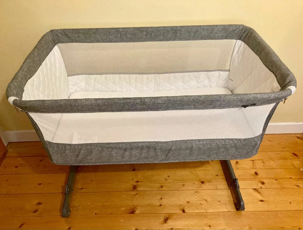 Babylo cozi sleeper crib with Mattress - Image 1