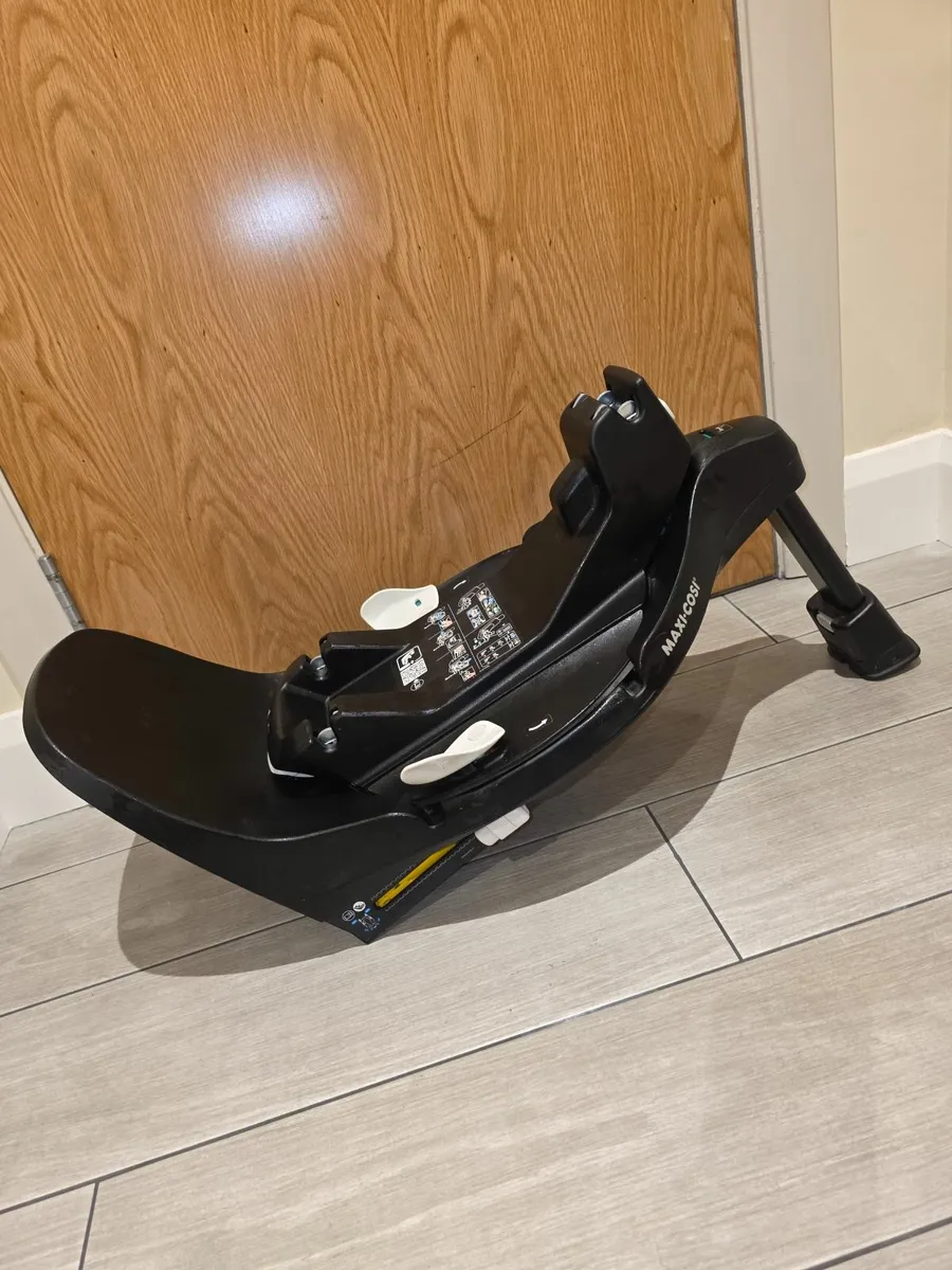 Maxi cosi FamilyFix 360 Pro - Image 1