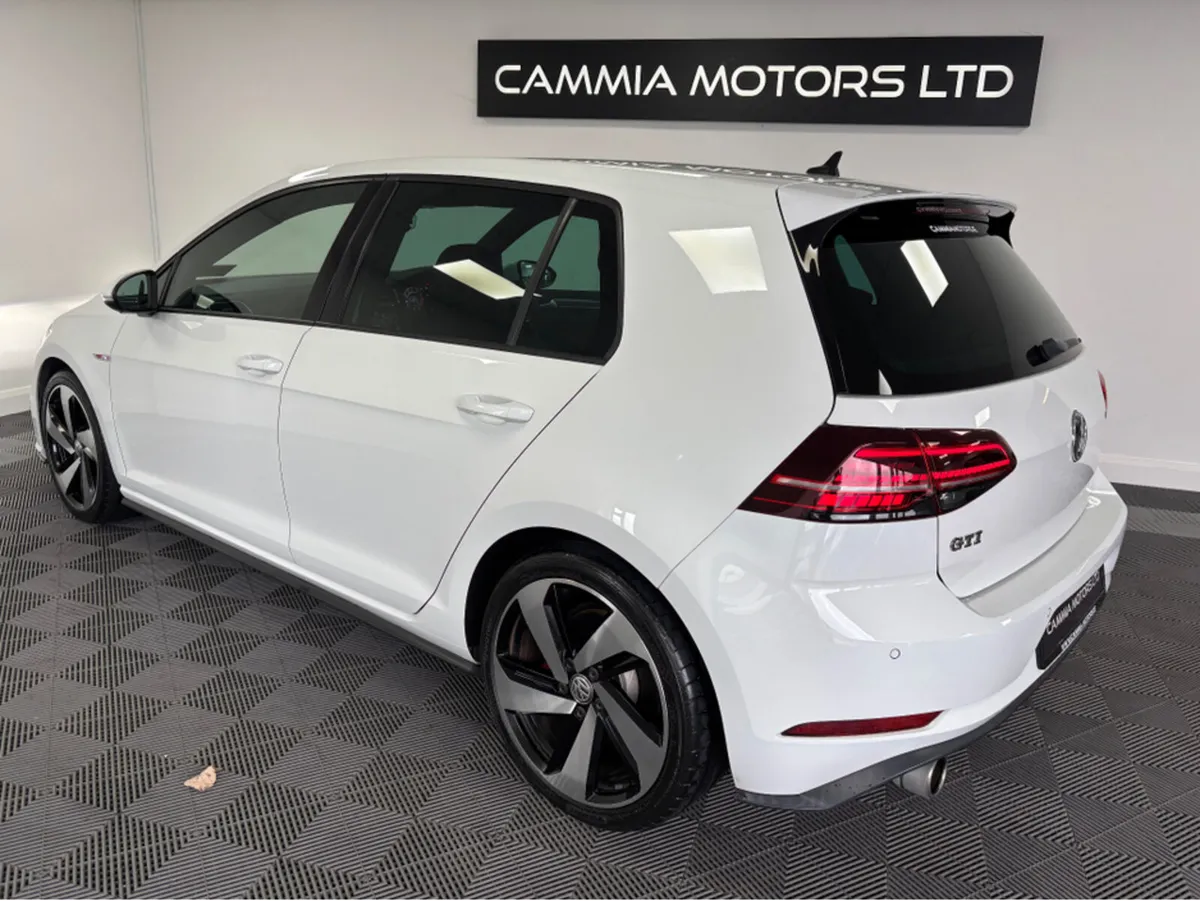 Volkswagen Golf VOLKSWAGEN GOLF GTI DSG 230BHP*PRO - Image 4