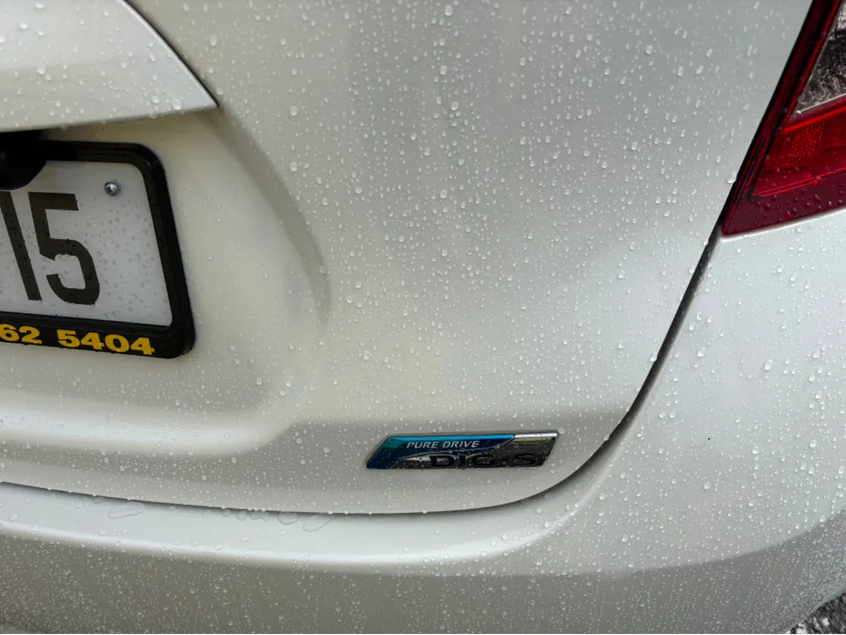 Nissan Note 5DR AUTO Push button start - Image 2
