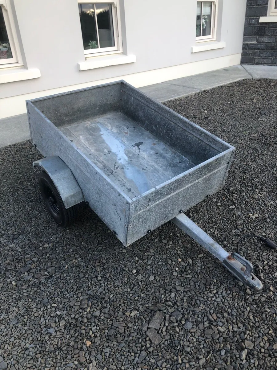 Camping trailer - Image 1