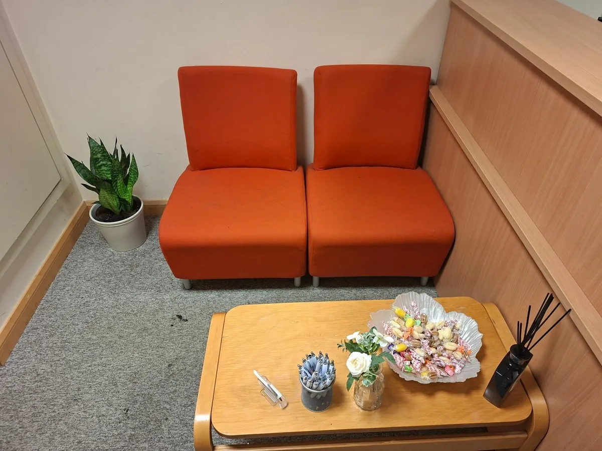 Office furniture - Image 2