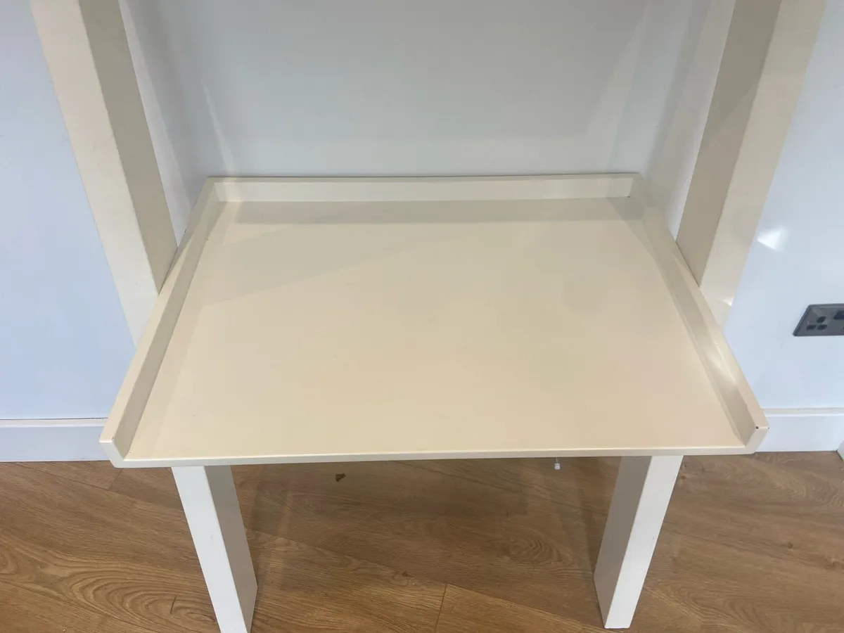 Leaning Desk - Image 4