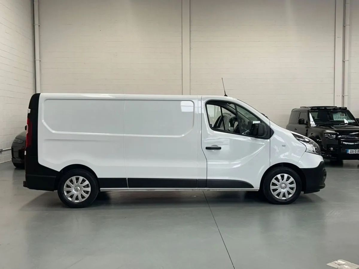 Renault Trafic Ll30 Energy DCI 120 Business  48 - Image 3