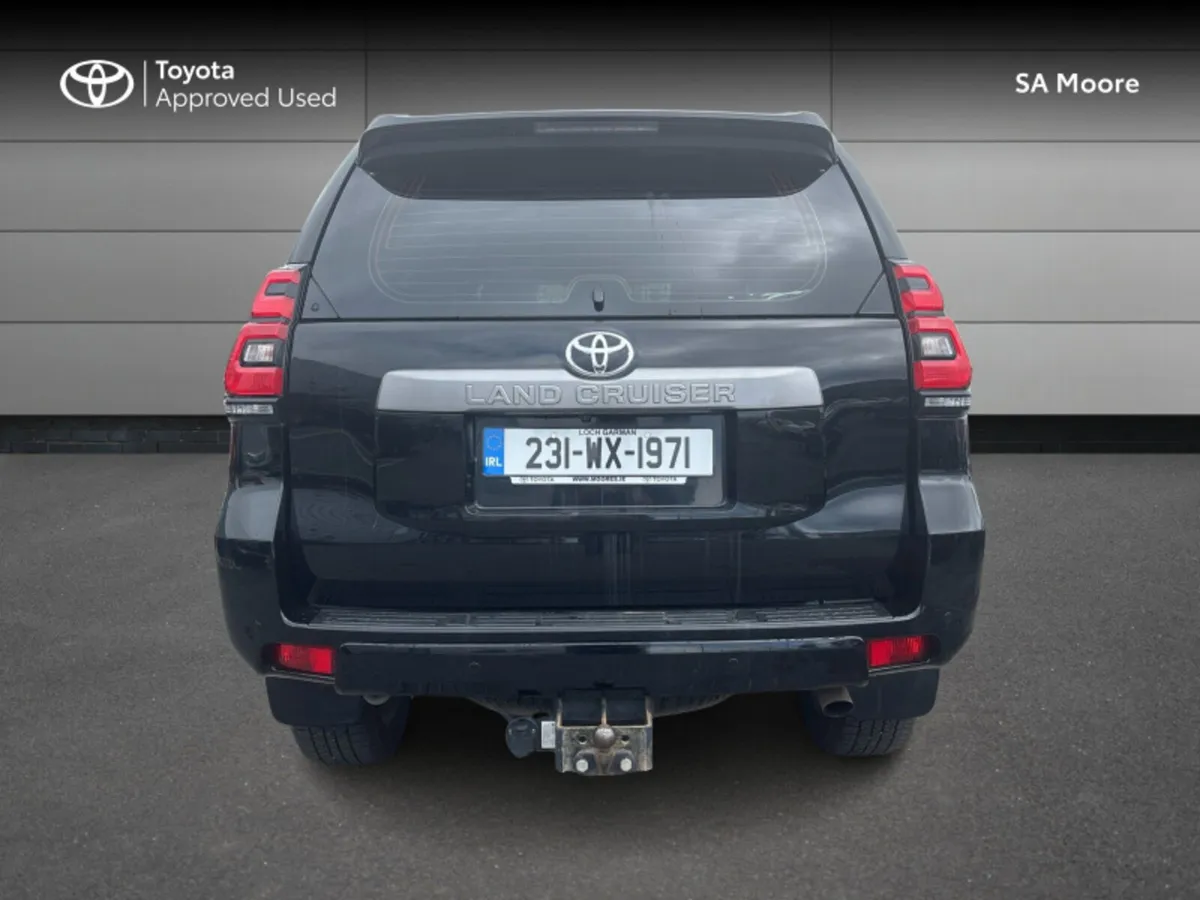Toyota Land Cruiser LWB AUTO with LEATHER 50th EDI - Image 4