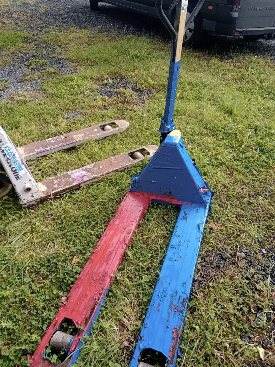 Pallet trucks new and  used - Image 2