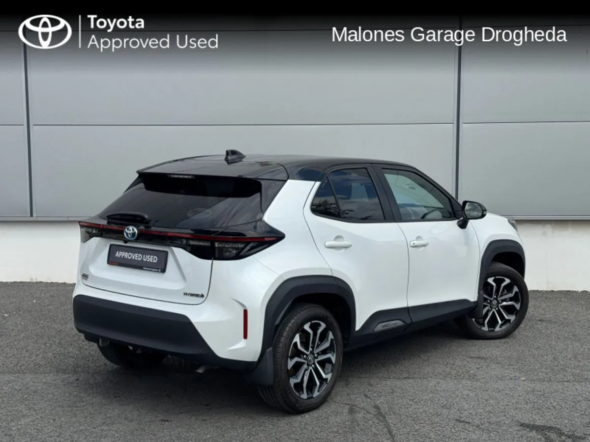 Toyota Yaris Cross 1.5 Hybrid Luna Sport Call Now - Image 2