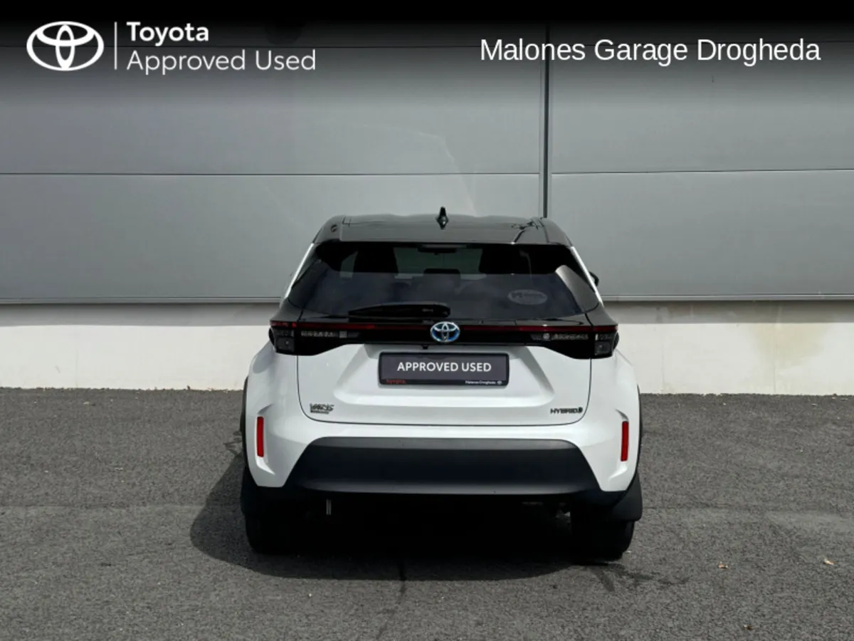 Toyota Yaris Cross 1.5 Hybrid Luna Sport Call Now - Image 4