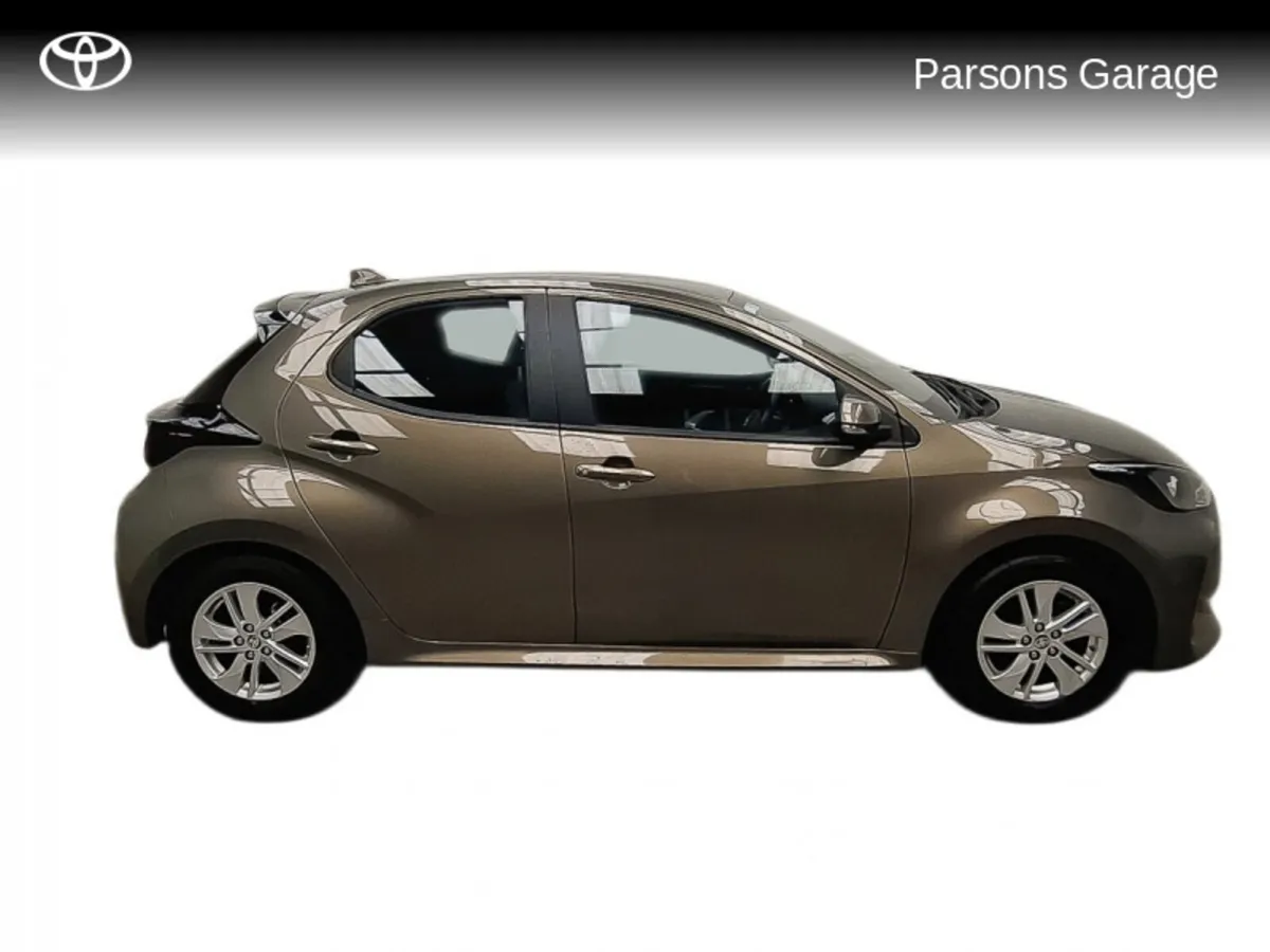 Toyota Yaris 1.5 - Image 3