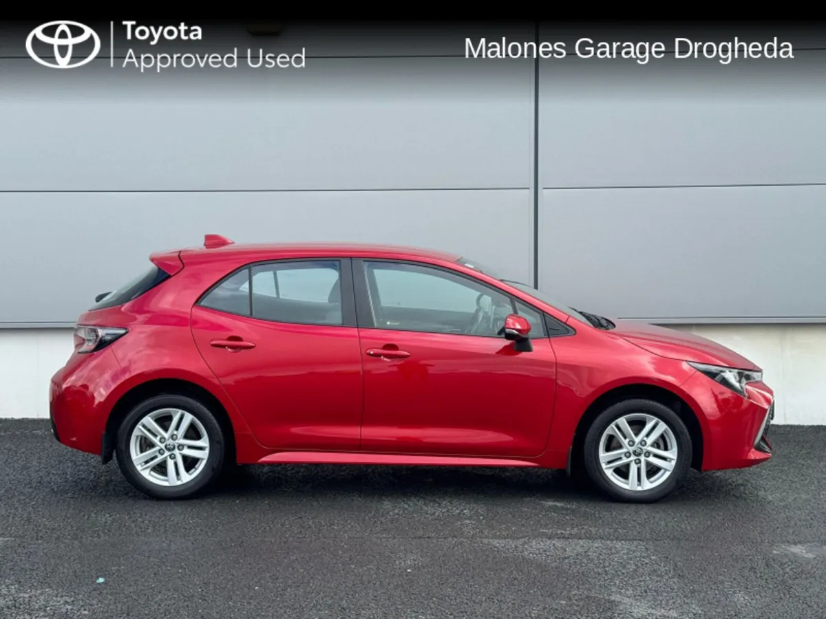 Toyota Corolla 1.8 Hybrid Luna Call Now : 041 980 - Image 3