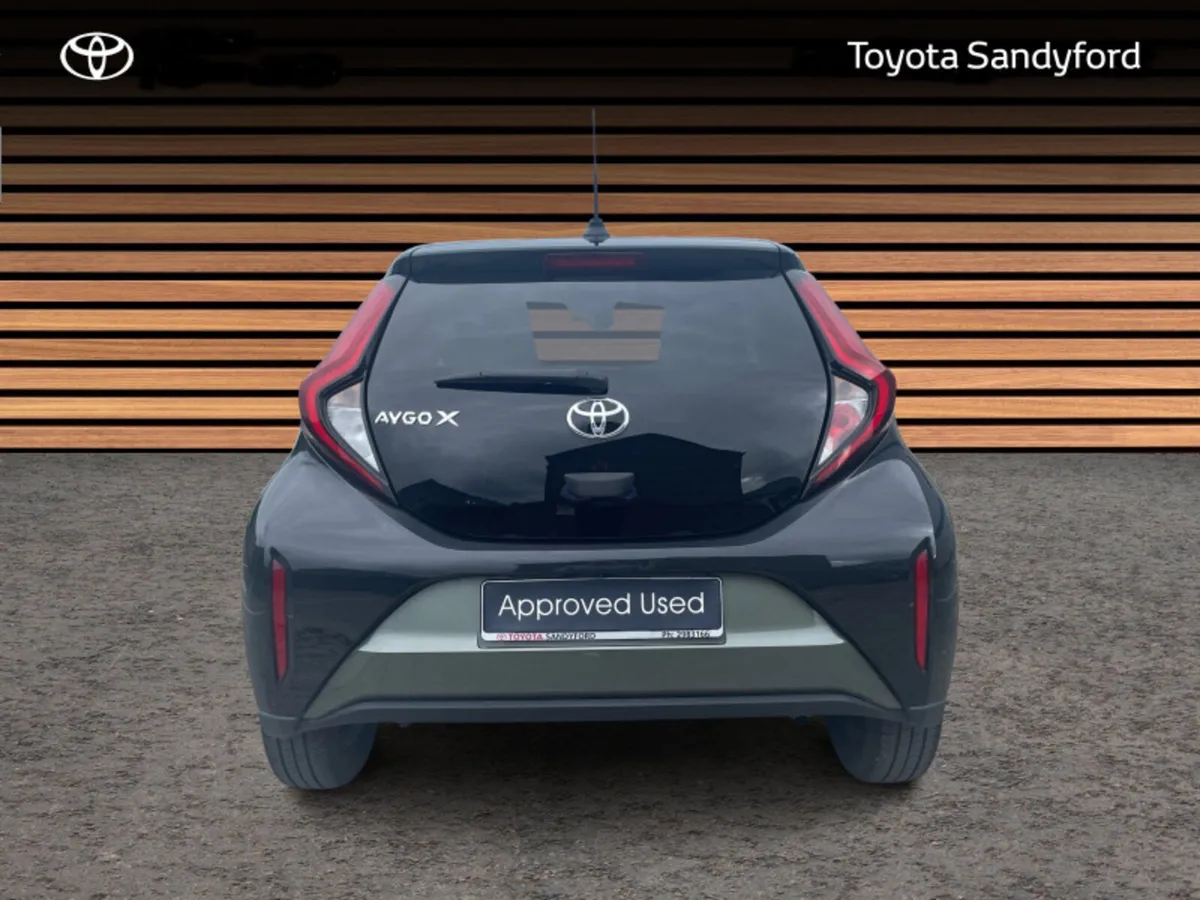 Toyota Aygo X DESIGN // NEW MODEL // REAR CAMERA & - Image 4