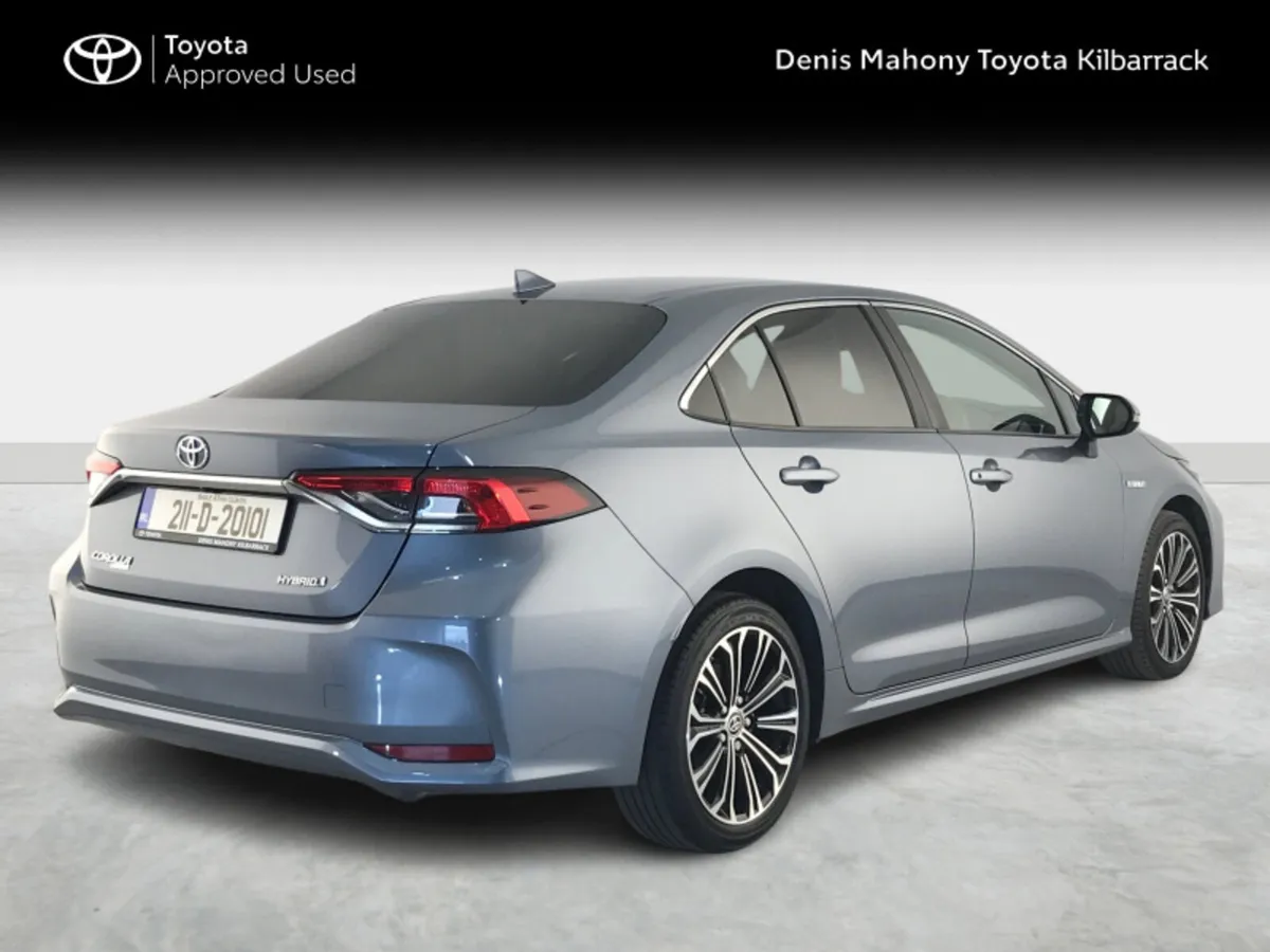 Toyota Corolla COROLLA HYBRID LUNA SPORT - Image 2