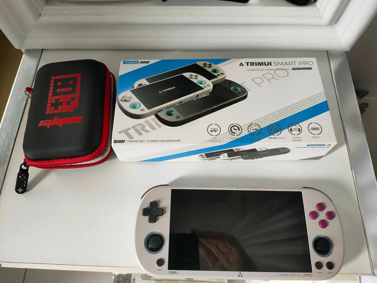 Console - Image 1