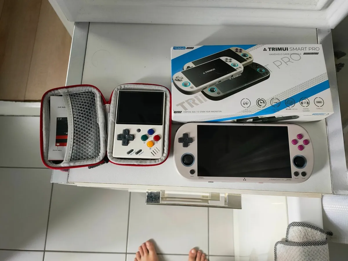 Console - Image 2