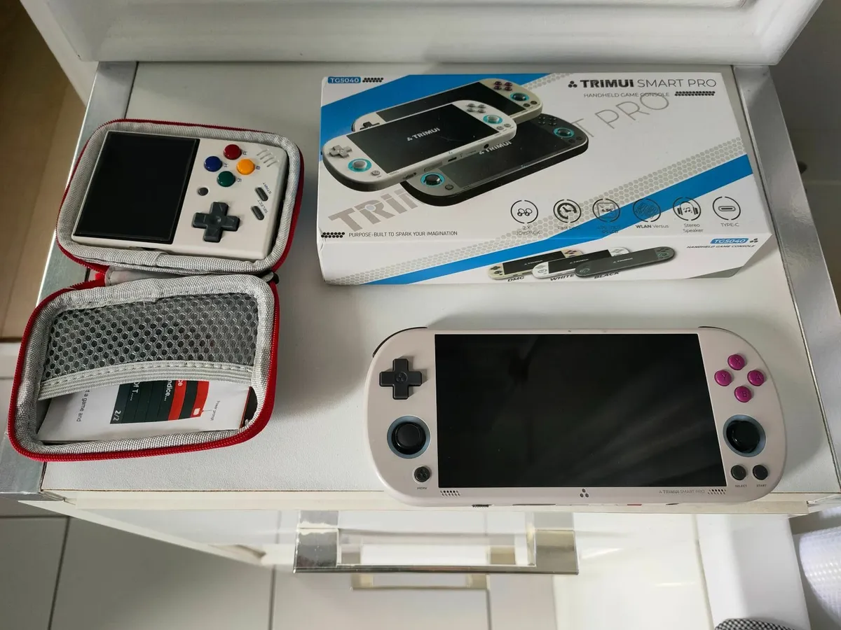 Console - Image 3