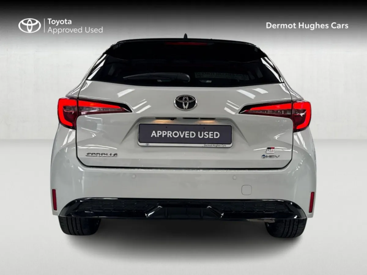 Toyota Corolla COROLLA HYB GR SPORT T/S - Image 4