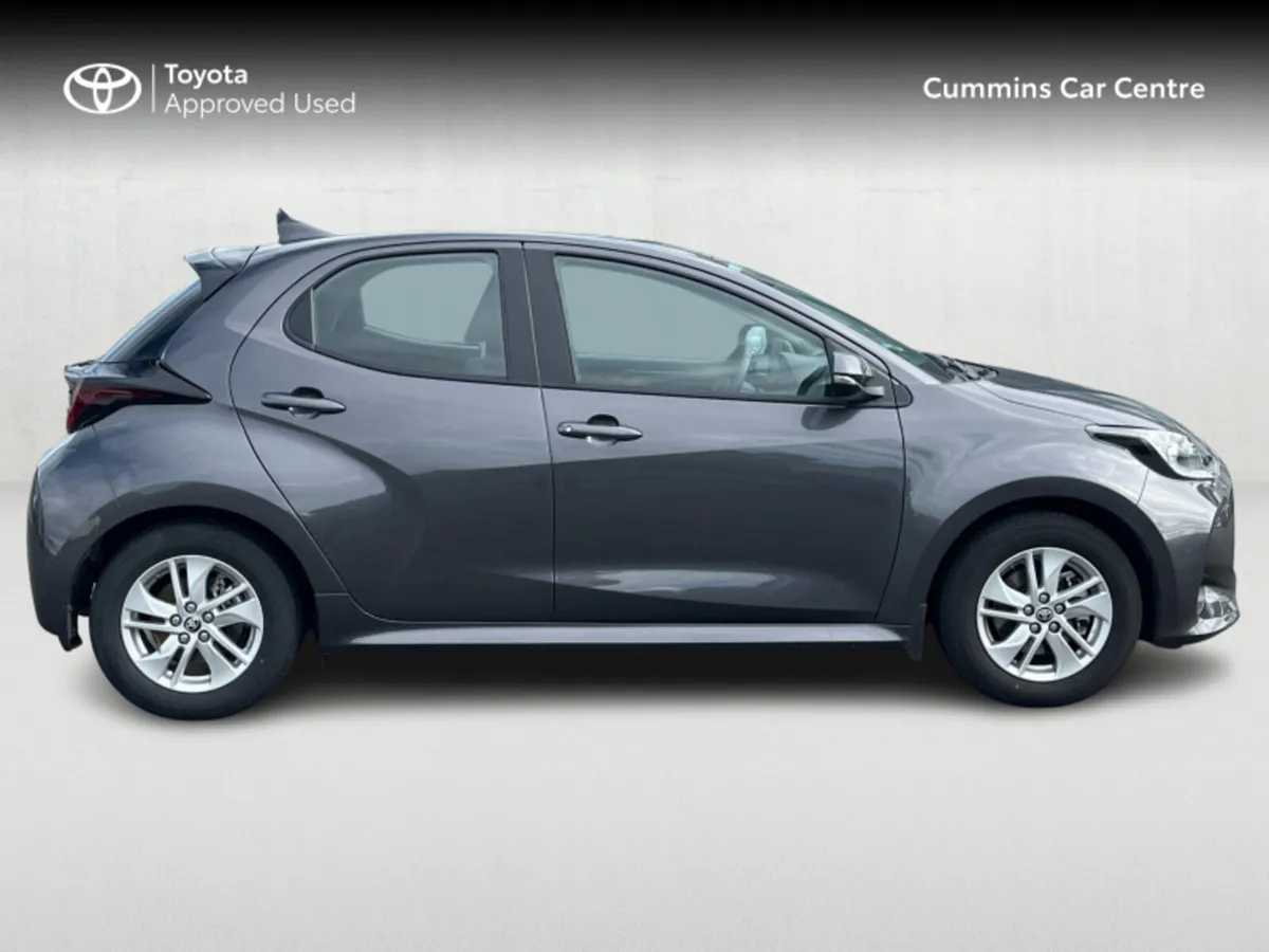 Toyota Yaris Yaris Hybrid 115 Luna - Image 3
