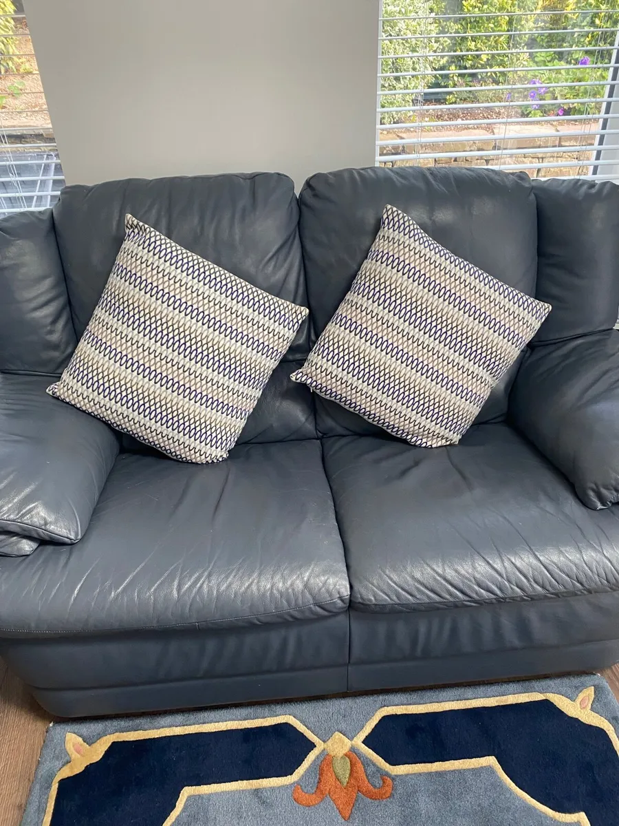 2 seater Sofa - Image 2