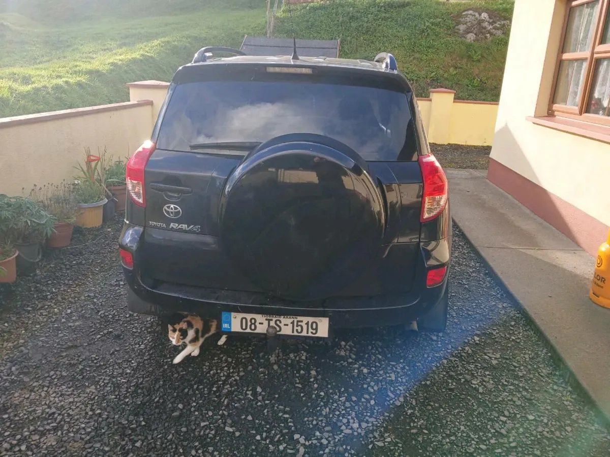08 Toyota Rav4 - Image 4