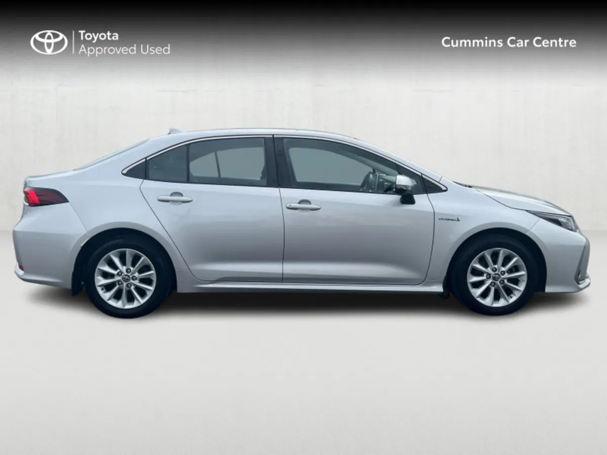 Toyota Corolla LUNA SAL 4DR AUTO - Image 3