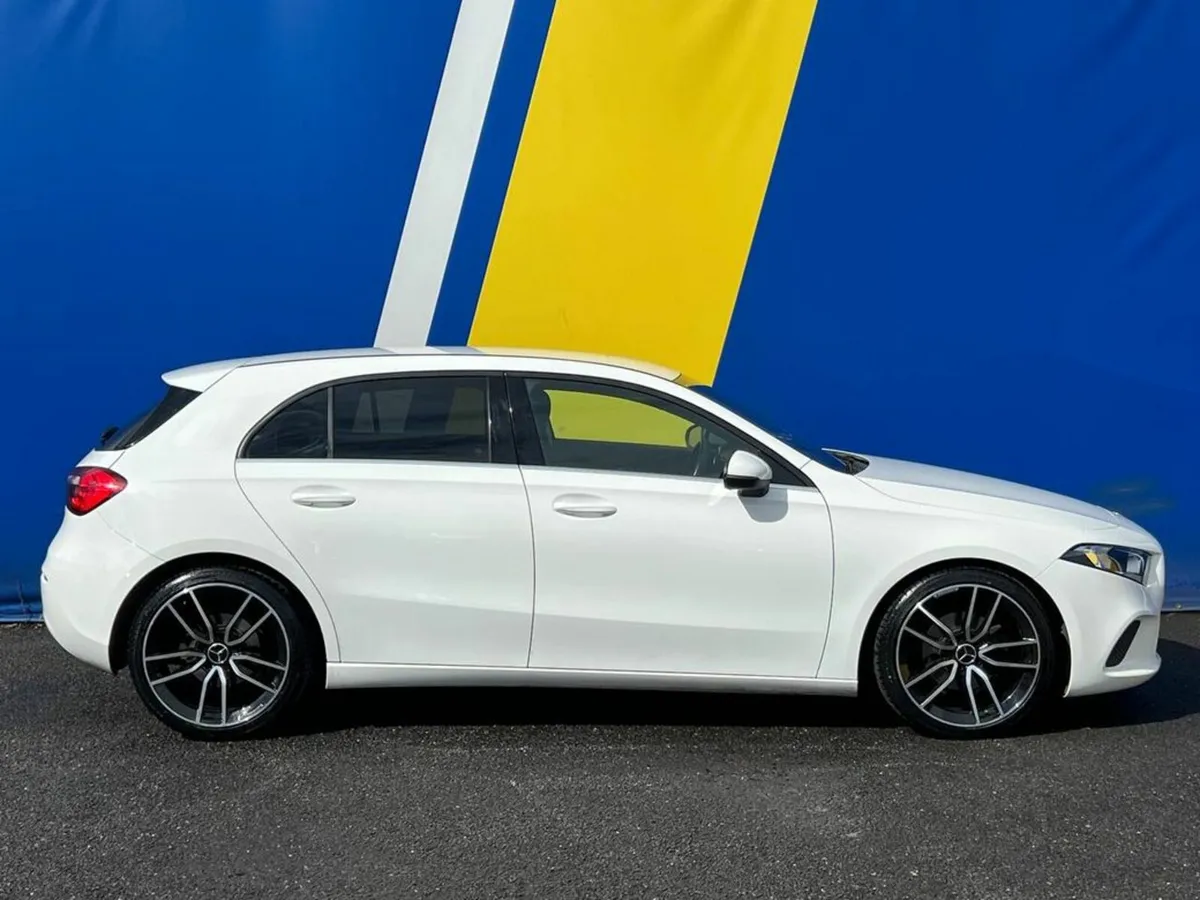 Mercedes-Benz A-Class A160 AMG-LINE PACK 1.3 // NE - Image 2