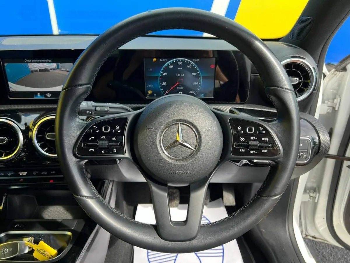 Mercedes-Benz A-Class A160 AMG-LINE PACK 1.3 // NE - Image 4
