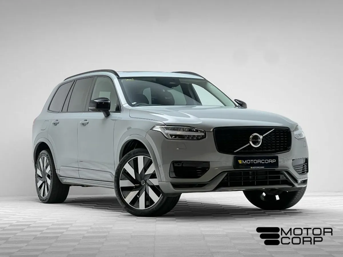 Volvo XC90 PLUS T8 AWD RECHARGE *7 SEATER* - Image 1