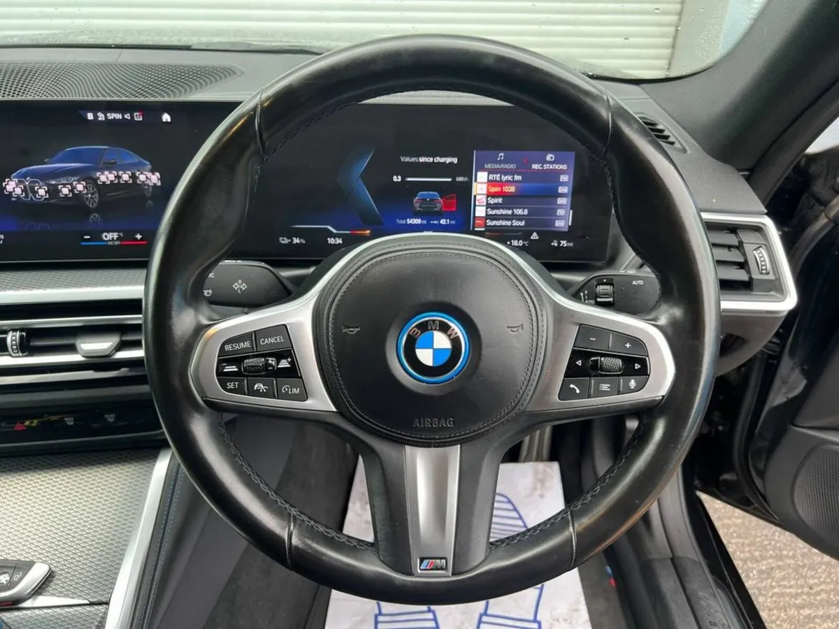 BMW i4 M-SPORT PERFORMANCE eDRIVE40 AUTO // VIRTUA - Image 4