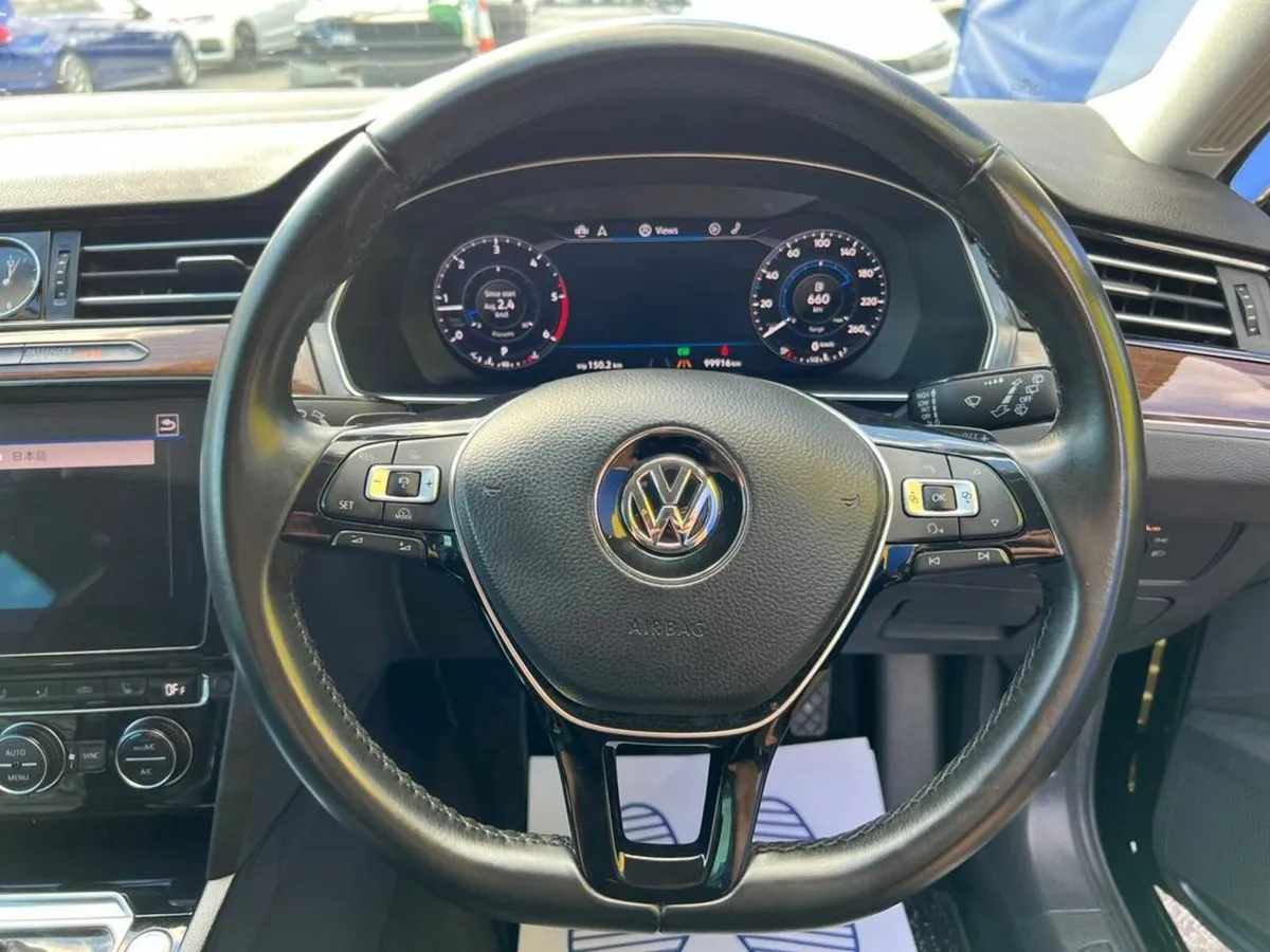 Volkswagen Passat HIGHLINE VARIANT 2.0 TDI AUTO // - Image 4