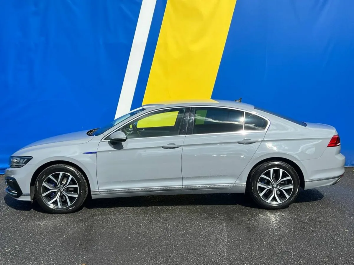 Volkswagen Passat GTE 1.4 TSI PLUG-IN HYBRID AUTO - Image 3