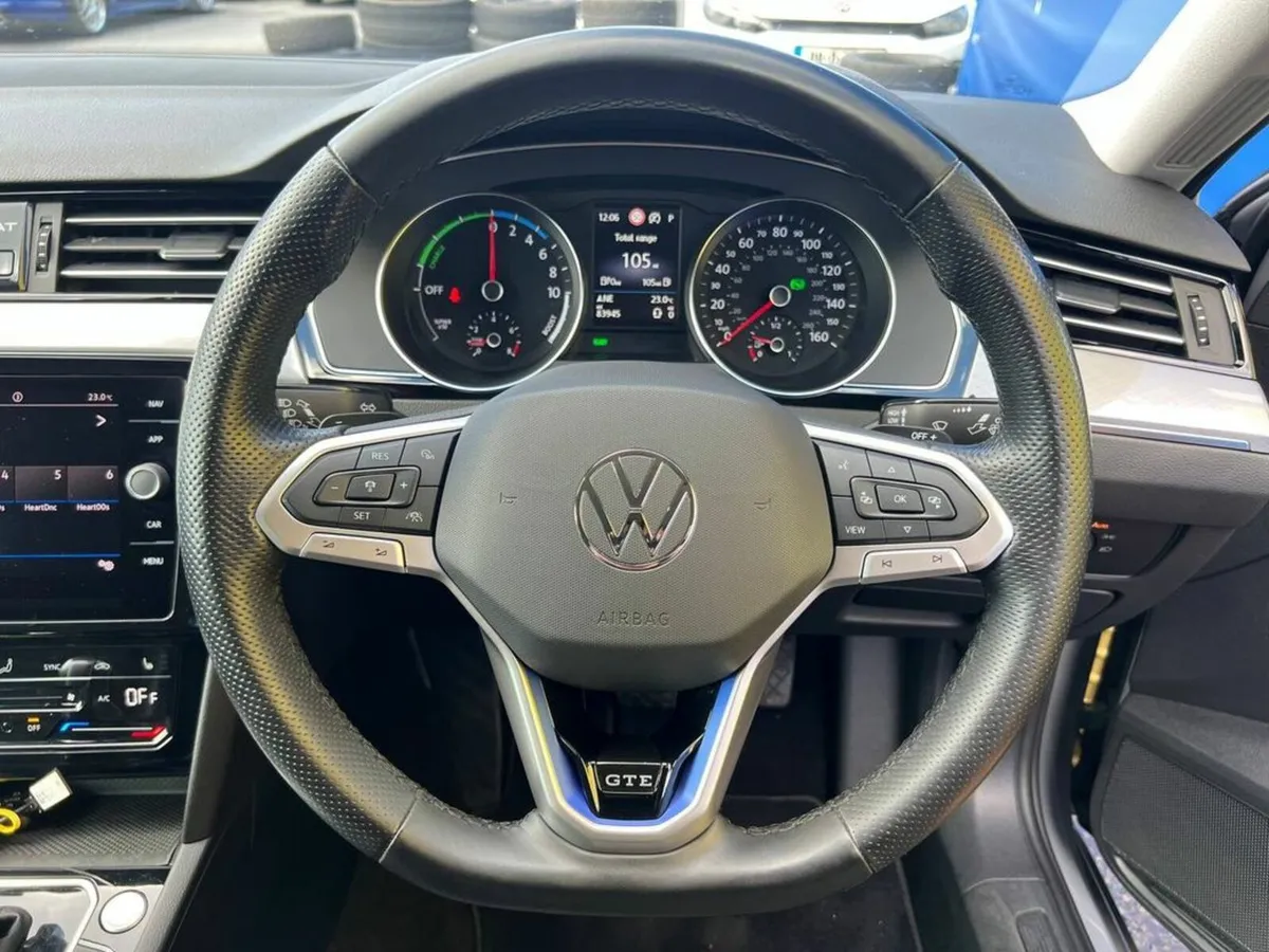 Volkswagen Passat GTE 1.4 TSI PLUG-IN HYBRID AUTO - Image 4