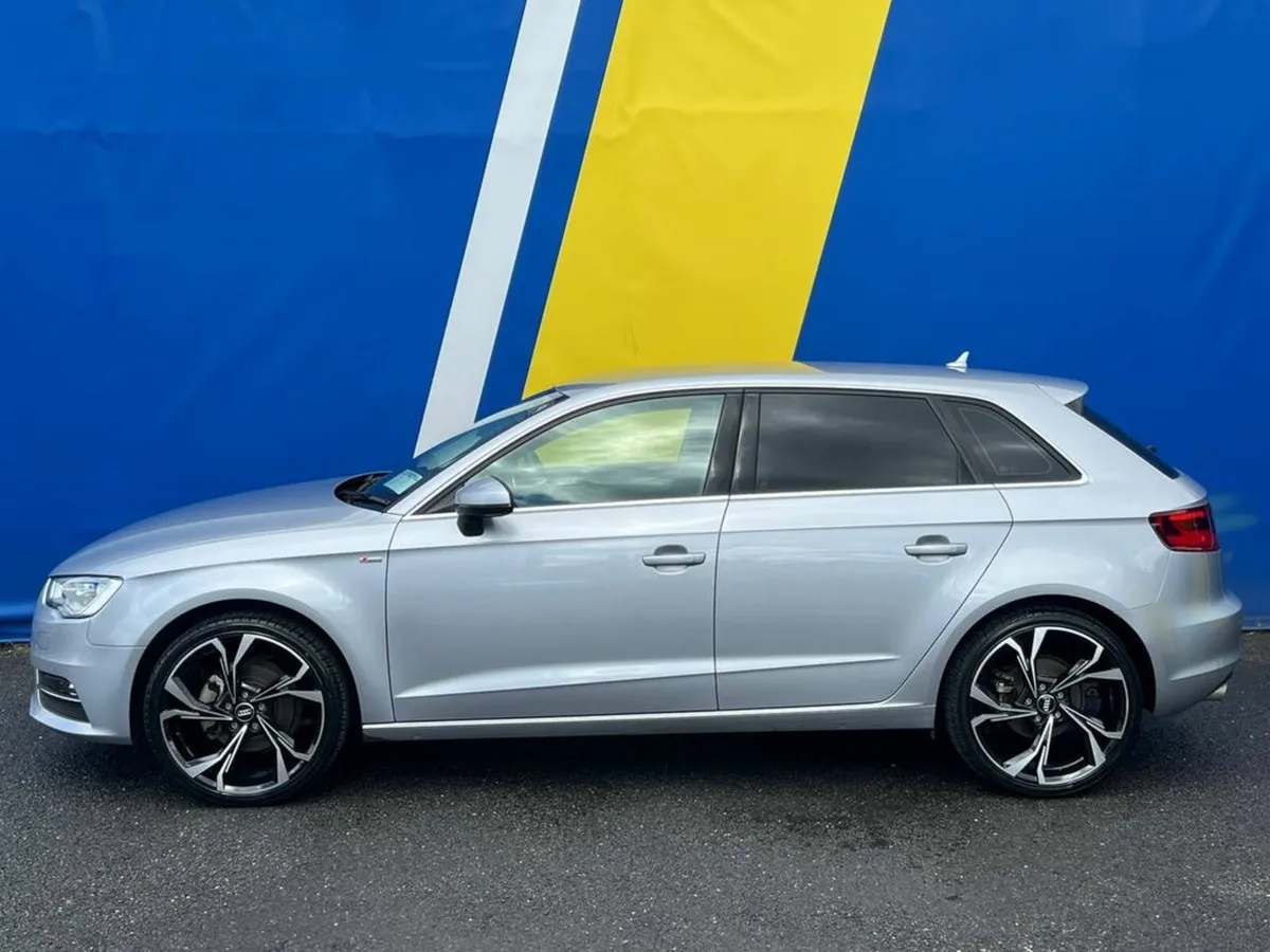 Audi A3 S-LINE PACK 1.4 TFSI AUTO // NEW 19" S-LIN - Image 3