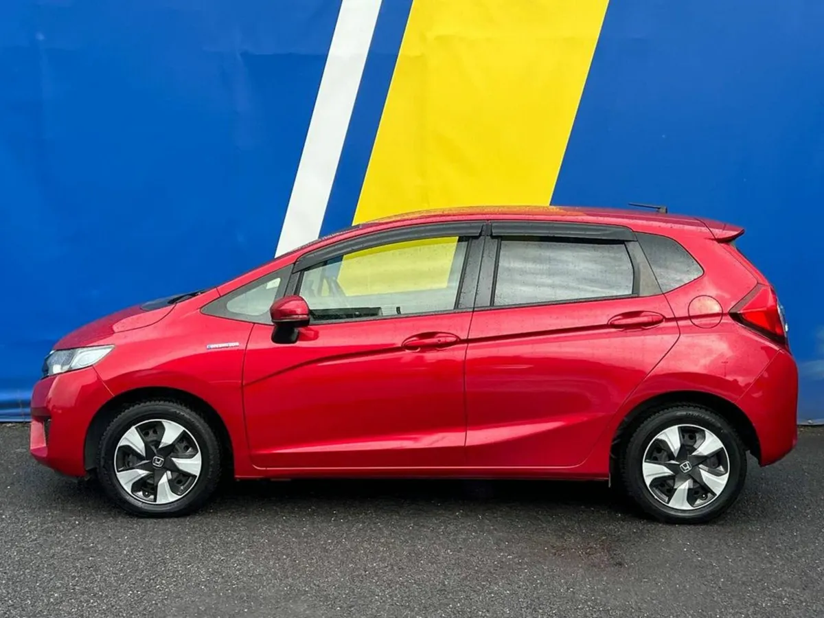 Honda Fit F-PACKAGE 1.5 HYBRID // REVERSE CAMERA / - Image 3