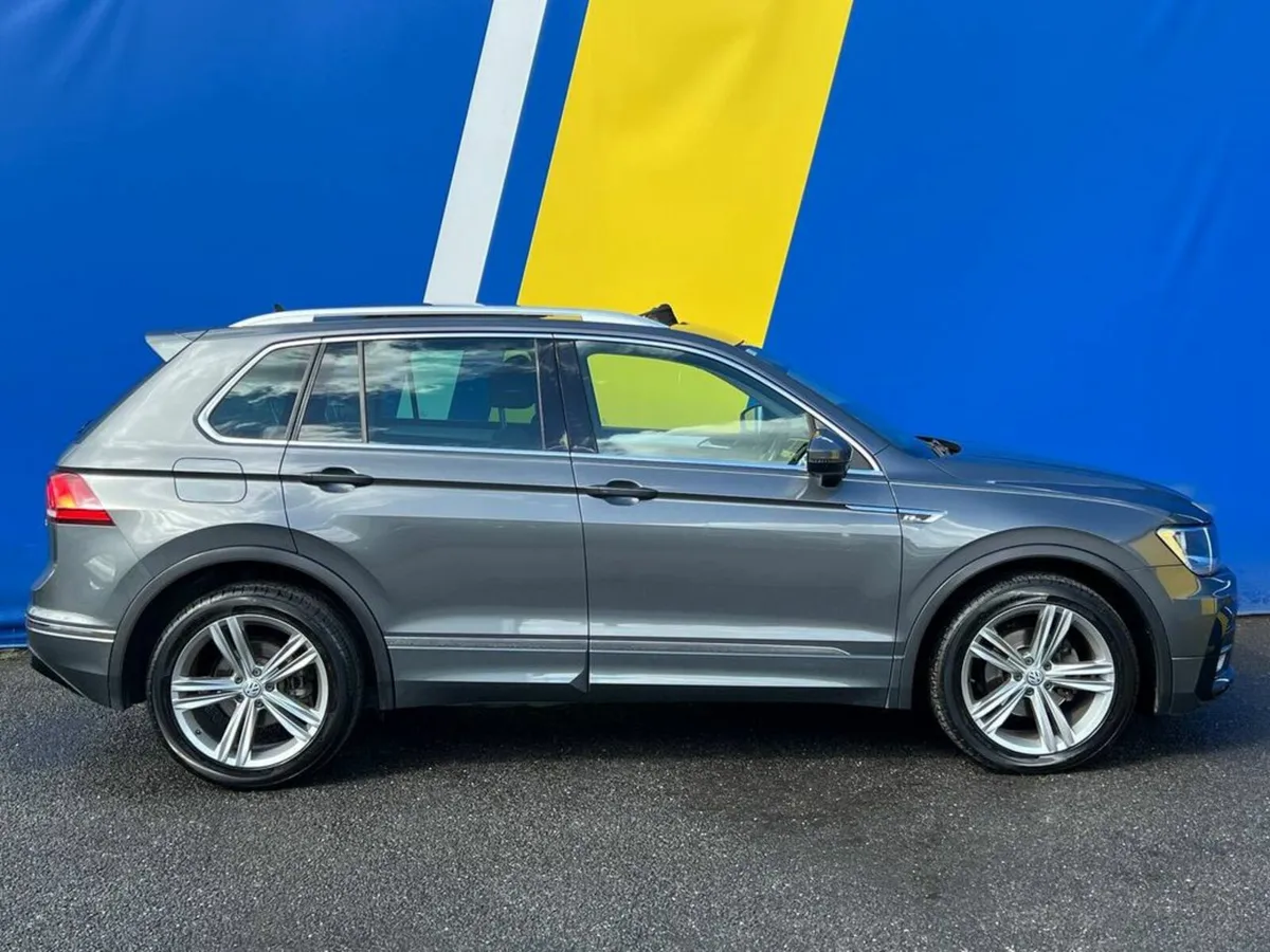 Volkswagen Tiguan R-LINE COMFORTLINE 2.0 TDI // PA - Image 4