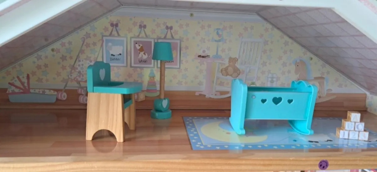 KidKraft dolls house - Image 2