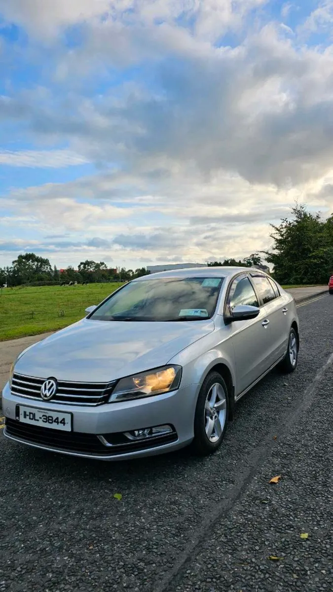 Volkswagen Passat - Image 3