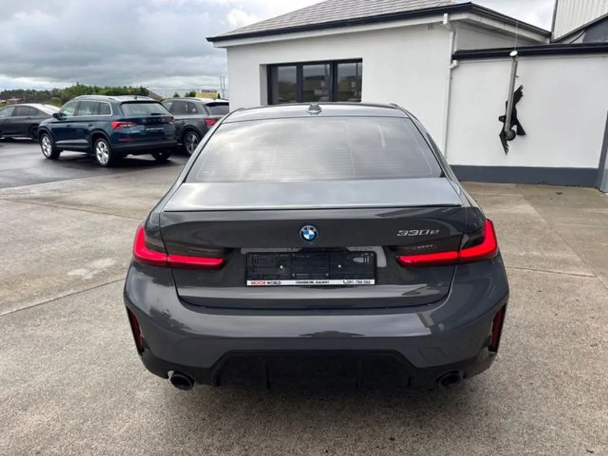 BMW 3 Series 330E M Sport PRO Tech Pack - Image 3