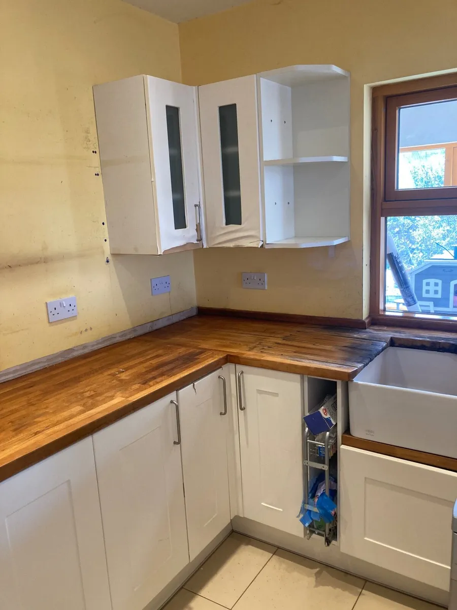 Kitchen Units For Sale - Image 2