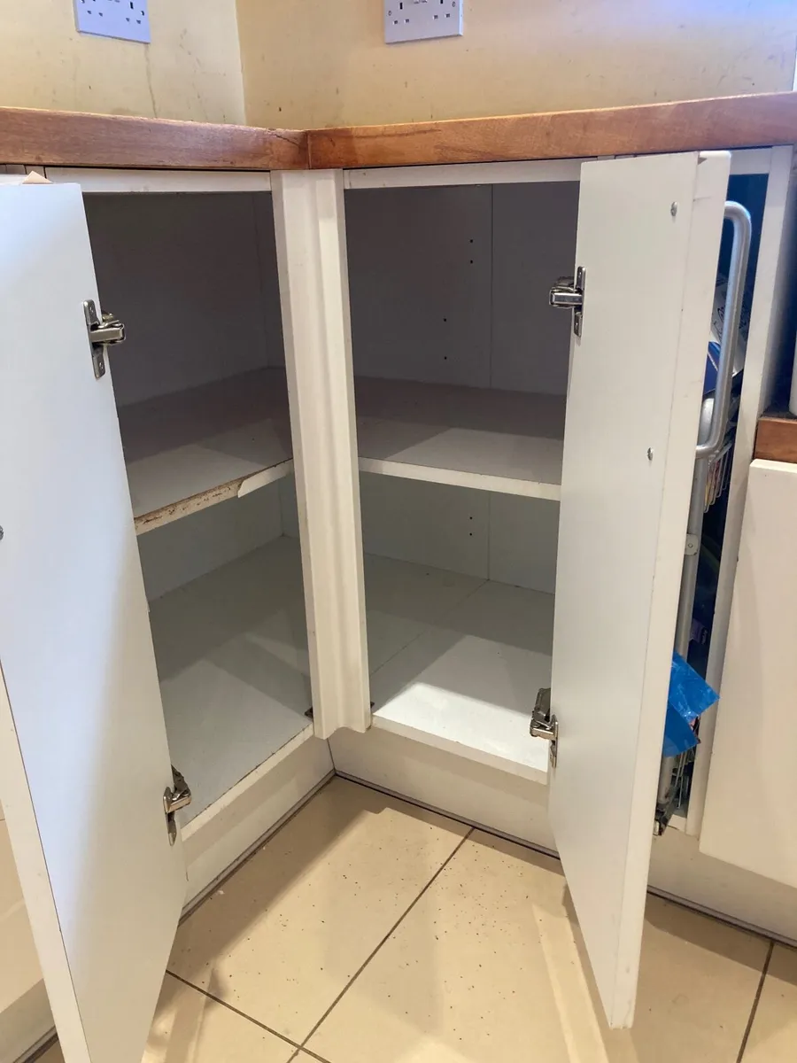 Kitchen Units For Sale - Image 4